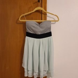 🆕️ Wet Seal - Strapless Dress